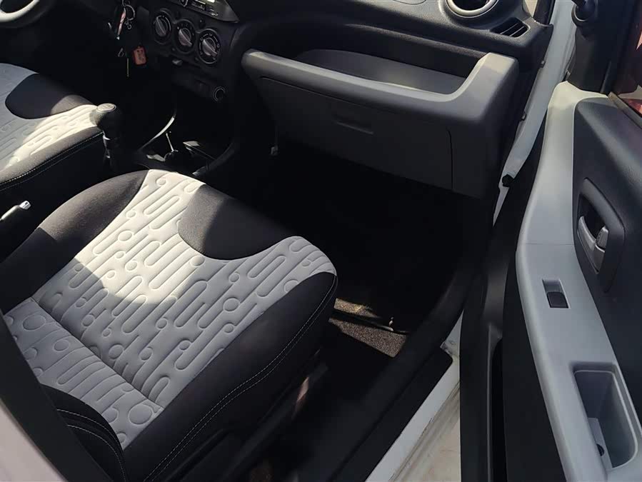 Suzuki Alto 2015 immagine di auto #9