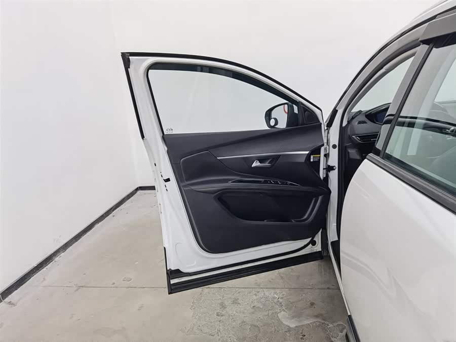 标致 标致5008 2018 汽车图片 #9