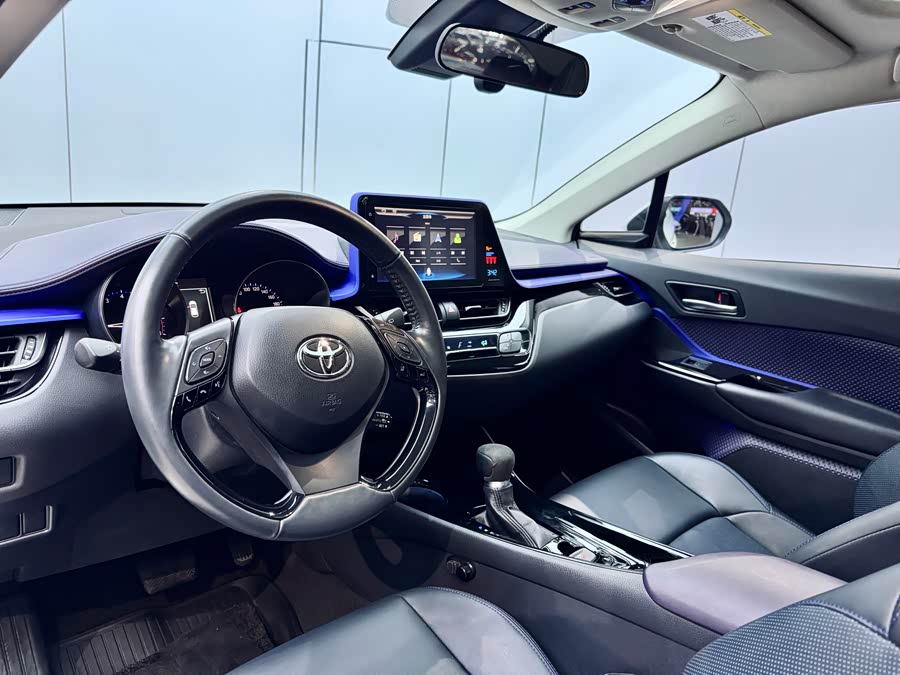 Toyota C-HR 2020 immagine di auto #9