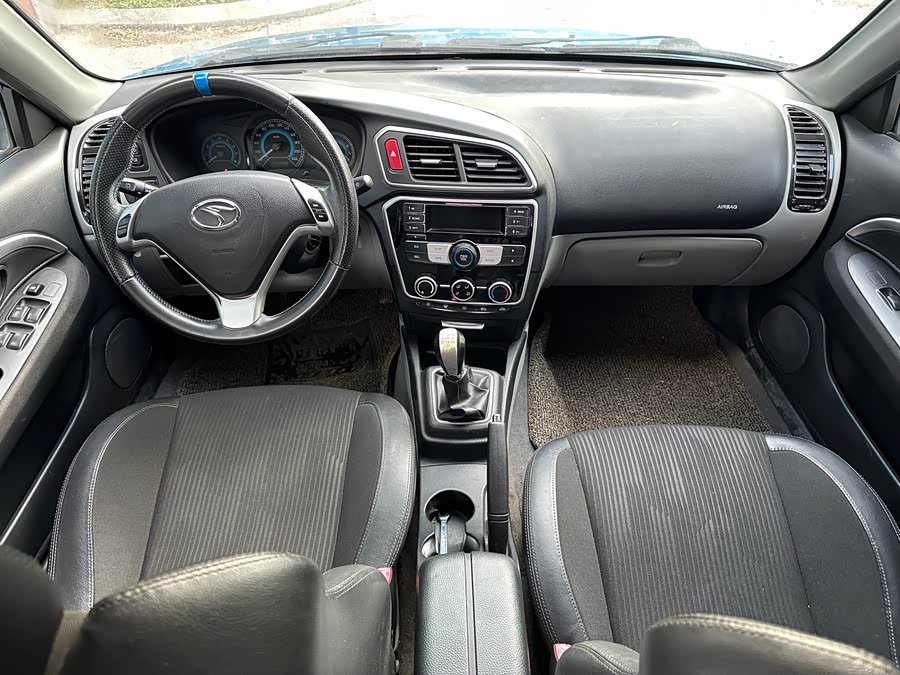 Soueast V3 Lingyue 2015 immagine di auto #9