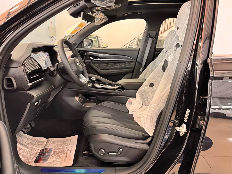 GEELY Monjaro 2025 car image #9