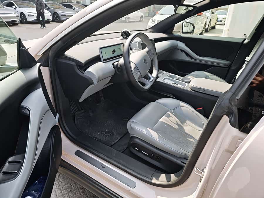 蔚来 蔚来ET5 2023 汽车图片 #9