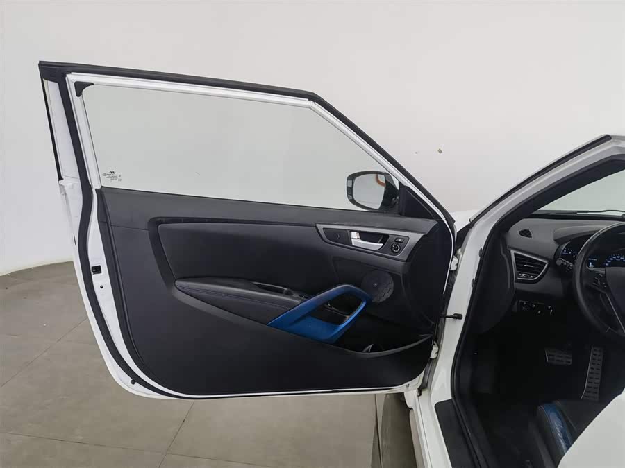 Hyundai Veloster 2016 immagine di auto #9