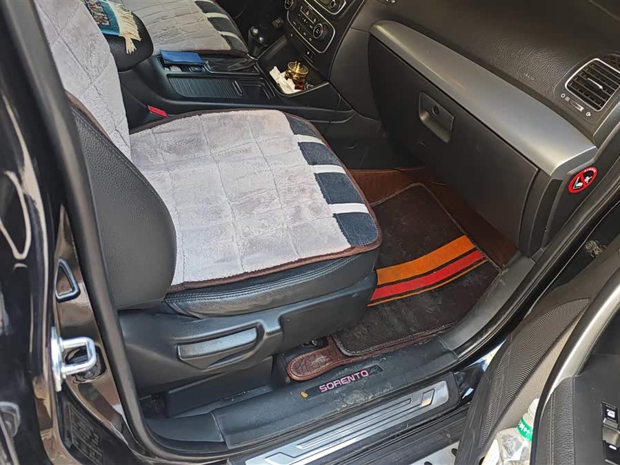 Kia Sorento 2013 car image #9