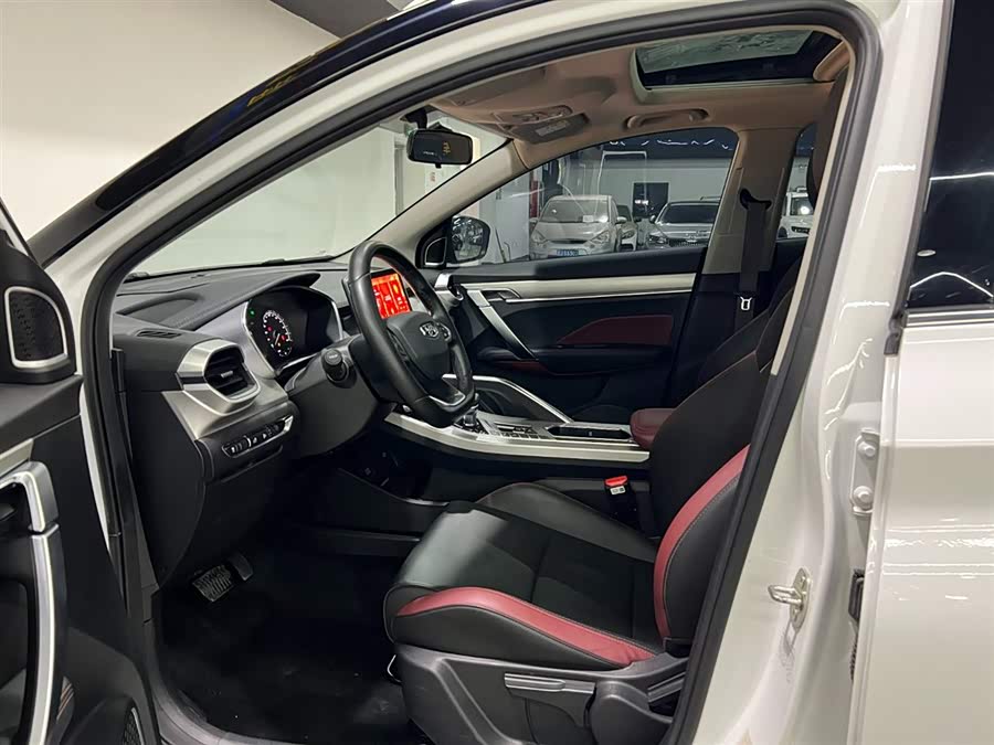 GEELY Coolray 2021 #9 GEELY Coolray 2021 car image #9