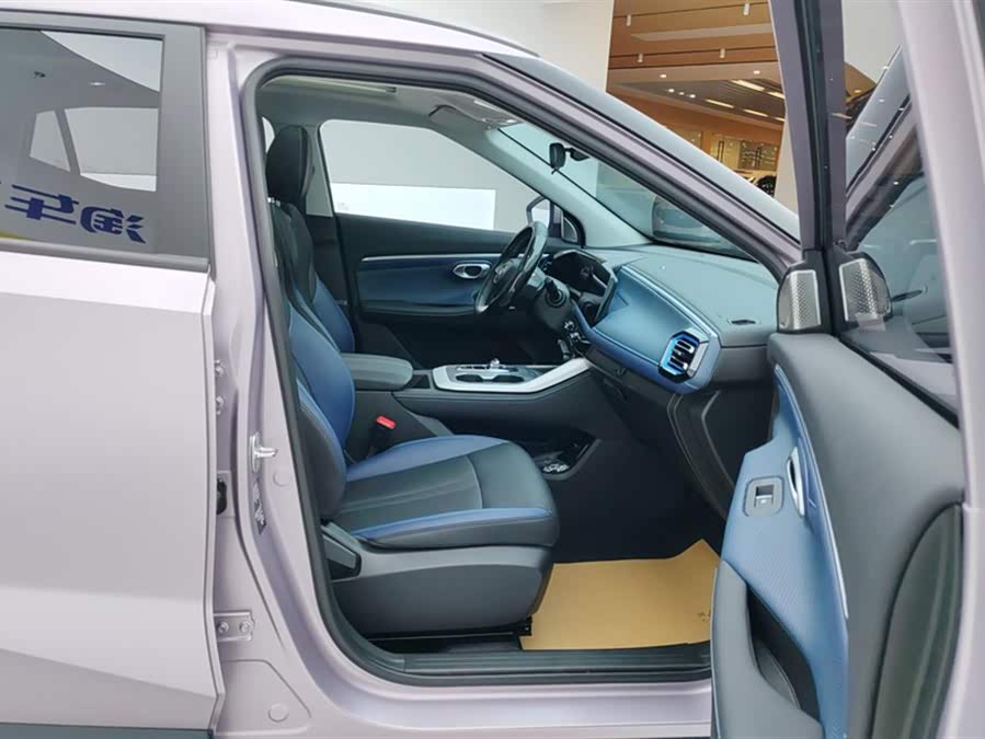 GAC Trumpchi GS3 2025 #9 GAC Trumpchi GS3 2025 car image #9