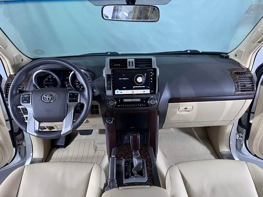 Toyota Land Cruiser Prado 2015 immagine di auto #9