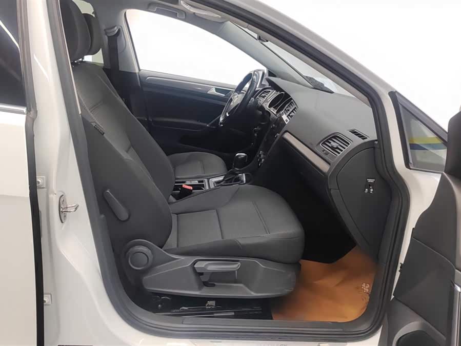 Volkswagen Golf (Imported) 2019 image de voiture #9