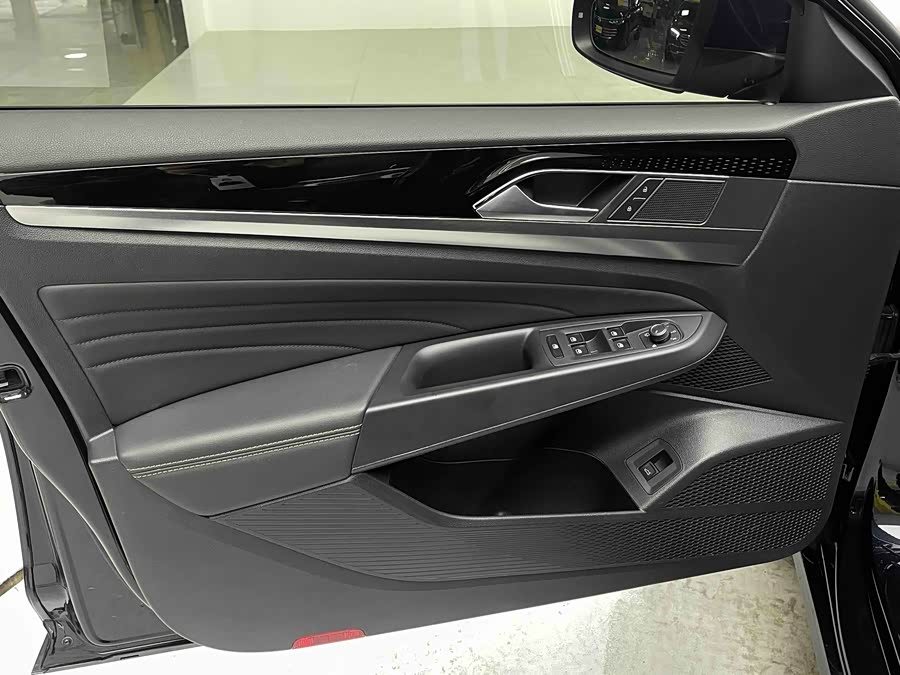 Volkswagen Passat 2023 #9 Volkswagen Passat 2023 car image #9