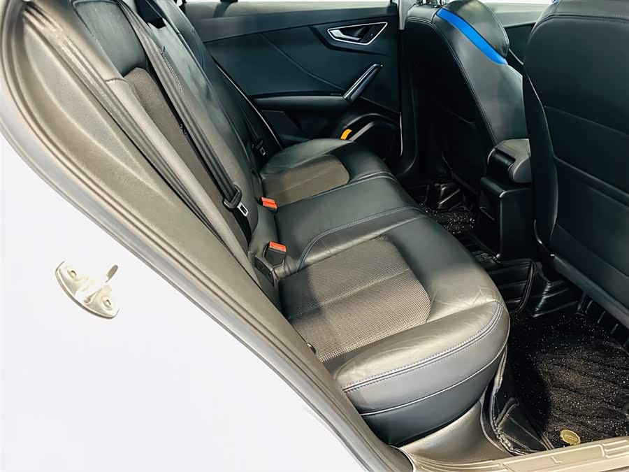 奥迪 奥迪Q2L e-tron 2021 汽车图片 #9