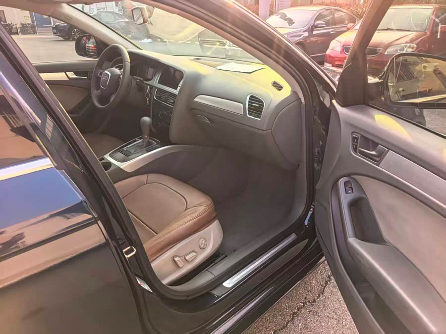 奥迪 奥迪A4L 2012 汽车图片 #9