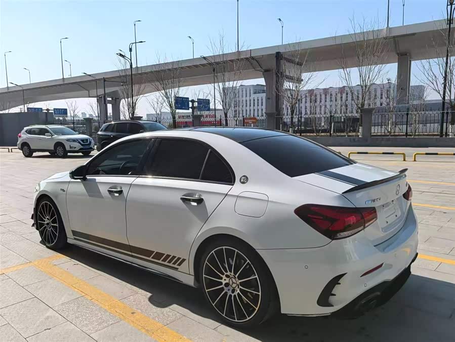 Mercedes-Benz 2021 car image #9