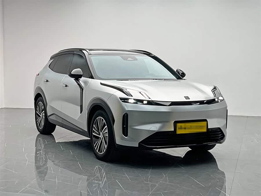 Lynk & Co 08 EM-P 2024 car image #9