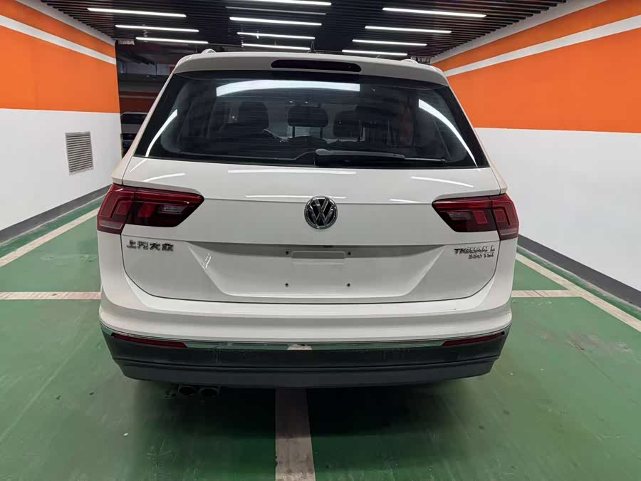 Volkswagen Tiguan L 2019 car image #9