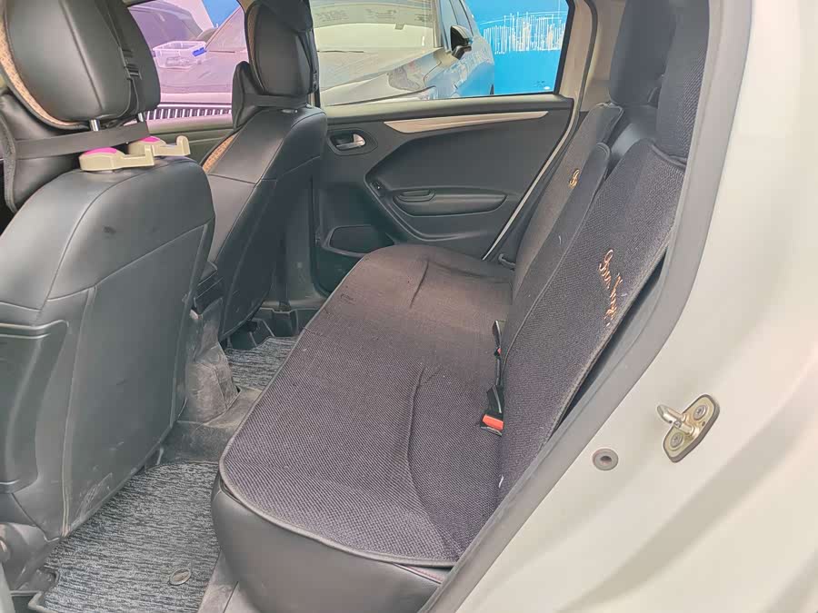 Citroen C3-XR 2015 car image #9