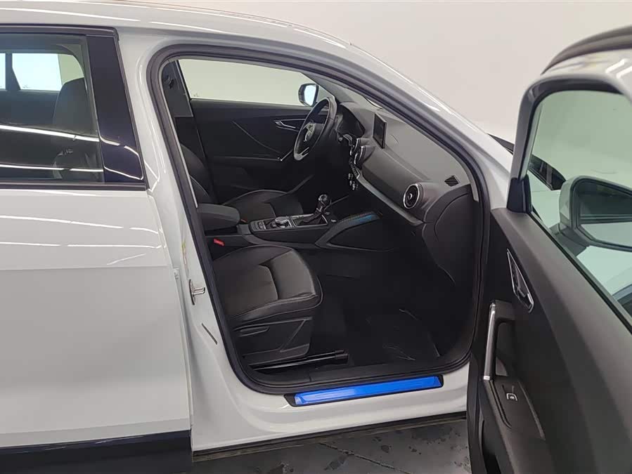 奥迪 奥迪Q2L e-tron 2023 汽车图片 #9