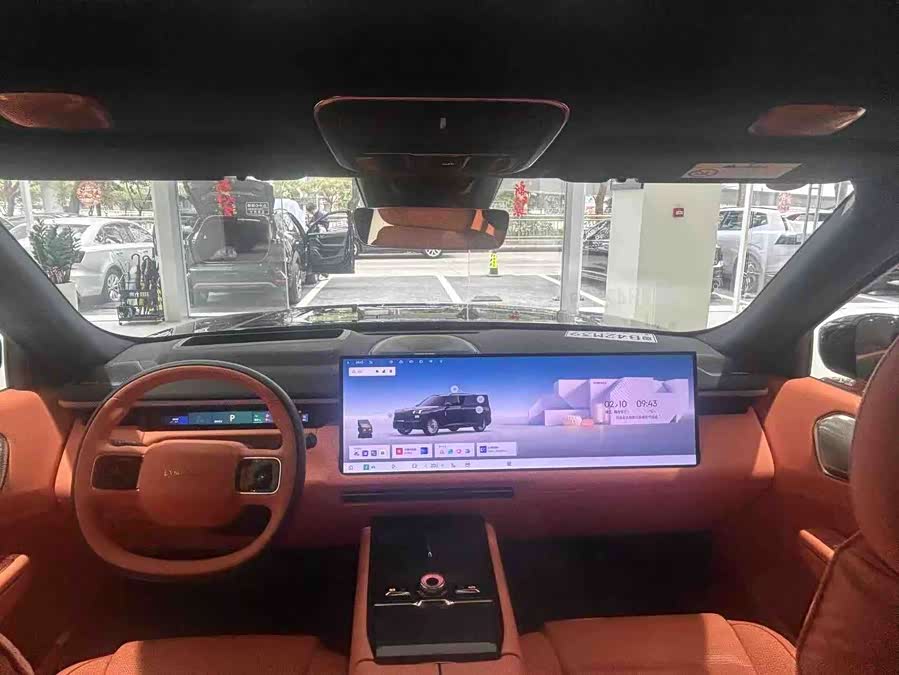 Lynk & Co 900 2025 car image #9
