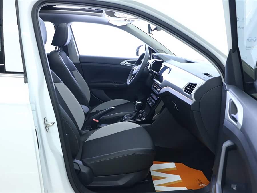 Volkswagen Tacqua 2024 imagen de coche #9