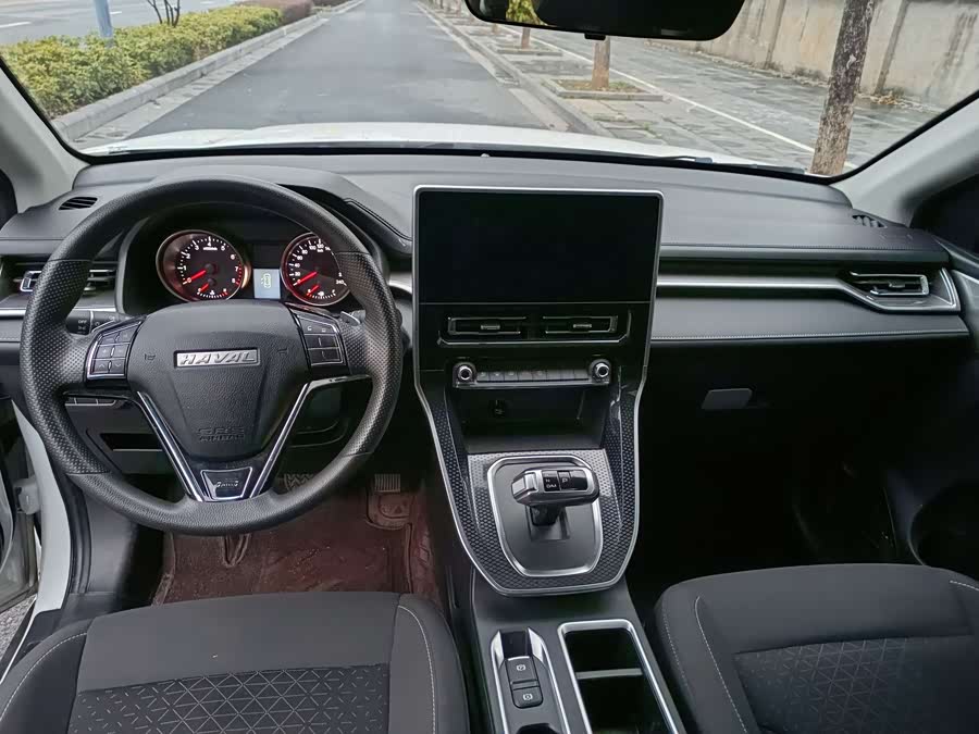 Haval M6 2023 #9 Haval M6 2023 car image #9