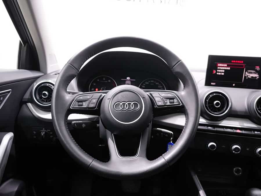 Audi Q2L 2020 imagem de carro #9