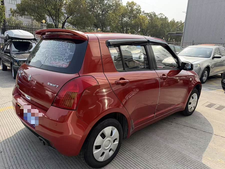 铃木 雨燕 2012 汽车图片 #9