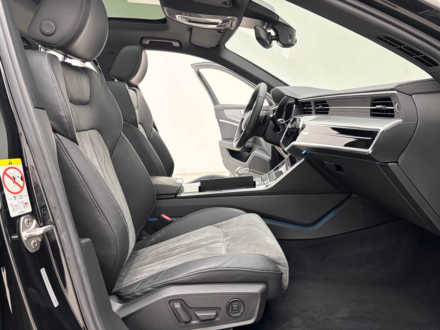 Audi A6L 2021 car image #9