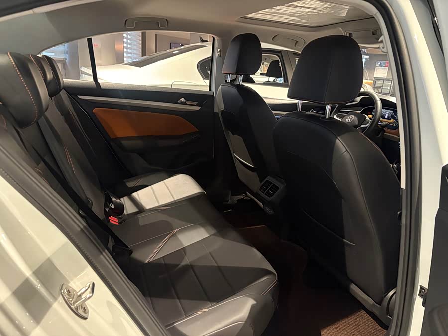 Volkswagen Bora 2024 car image #9