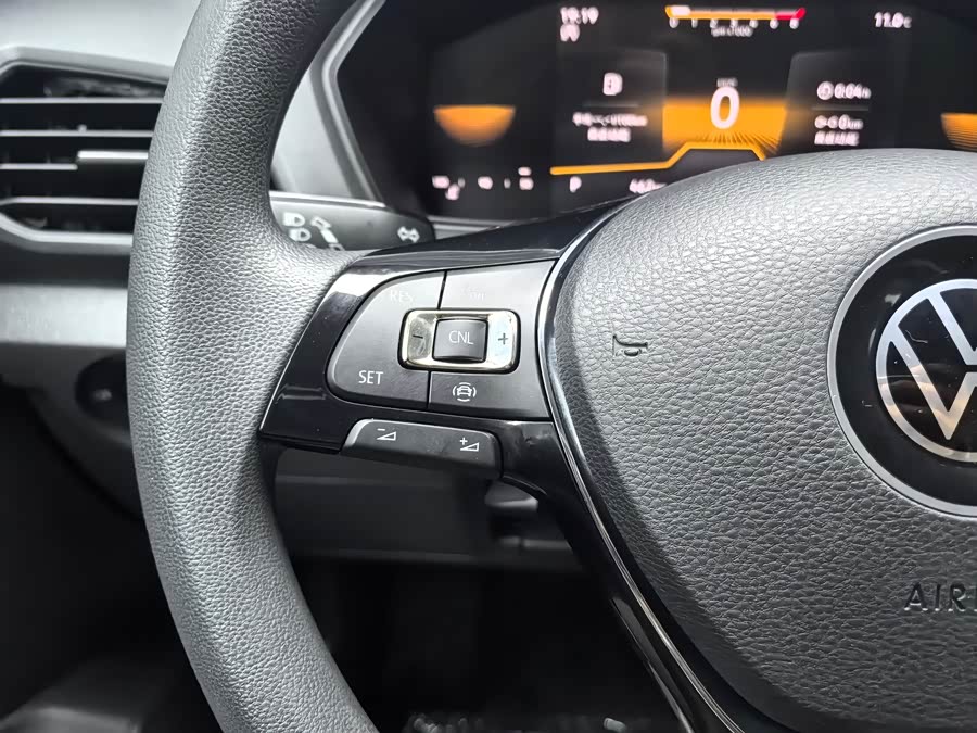 Volkswagen T-Cross 2026 immagine di auto #9