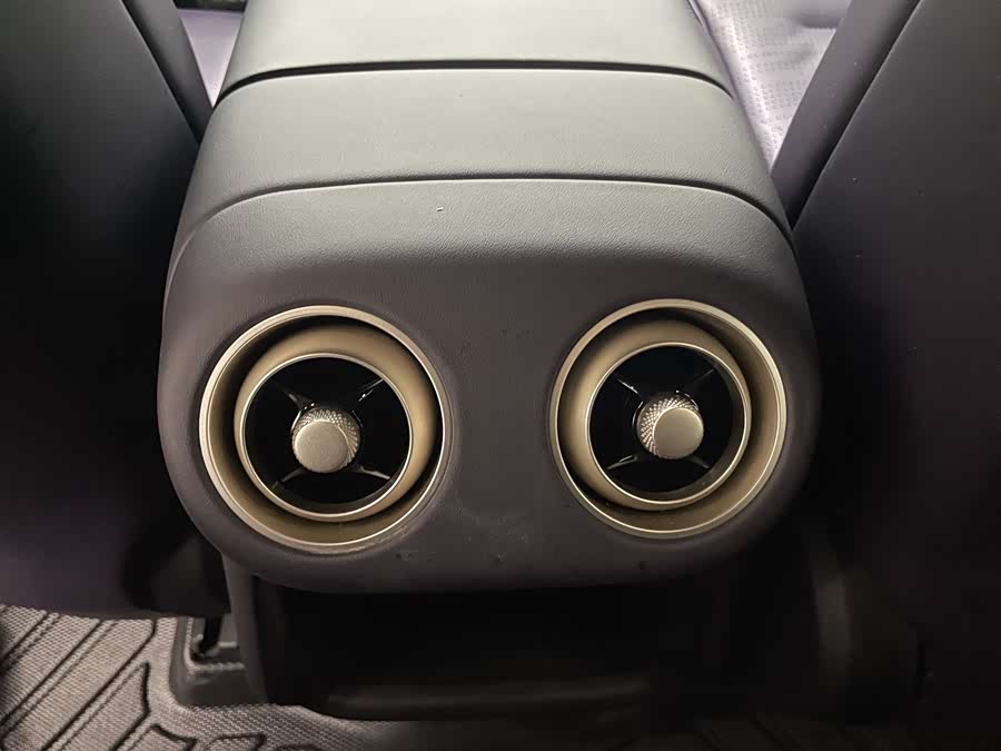 Avatr 07 2024 изображение автомобиля #9