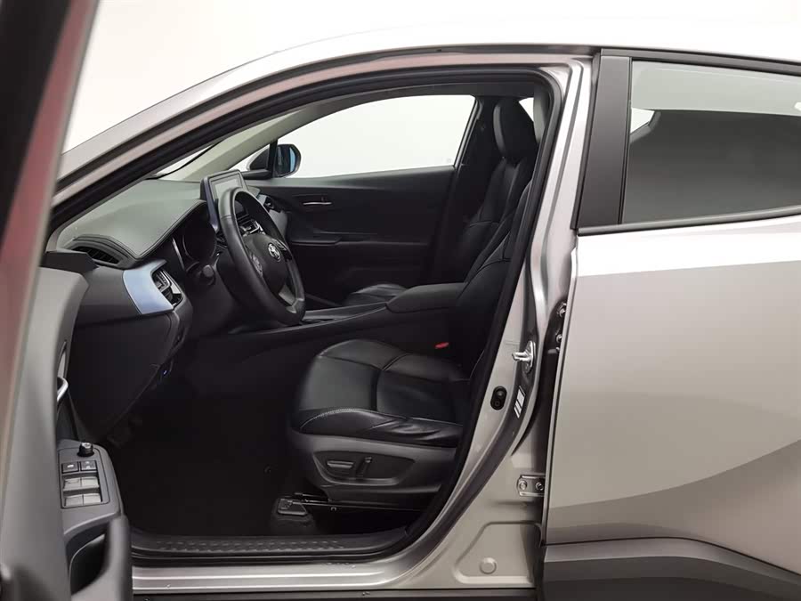 Toyota Izoa 2022 car image #9