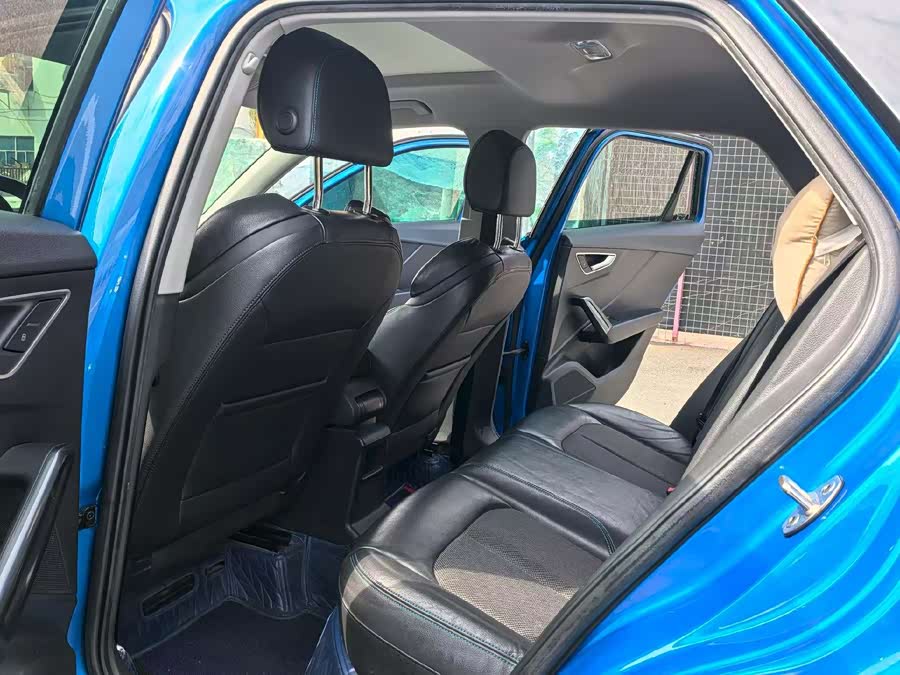 奥迪 奥迪Q2L e-tron 2019 汽车图片 #9