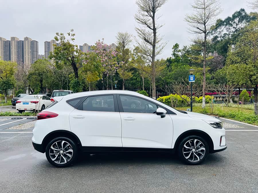 GEELY Emgrand GS 2021 car image #9