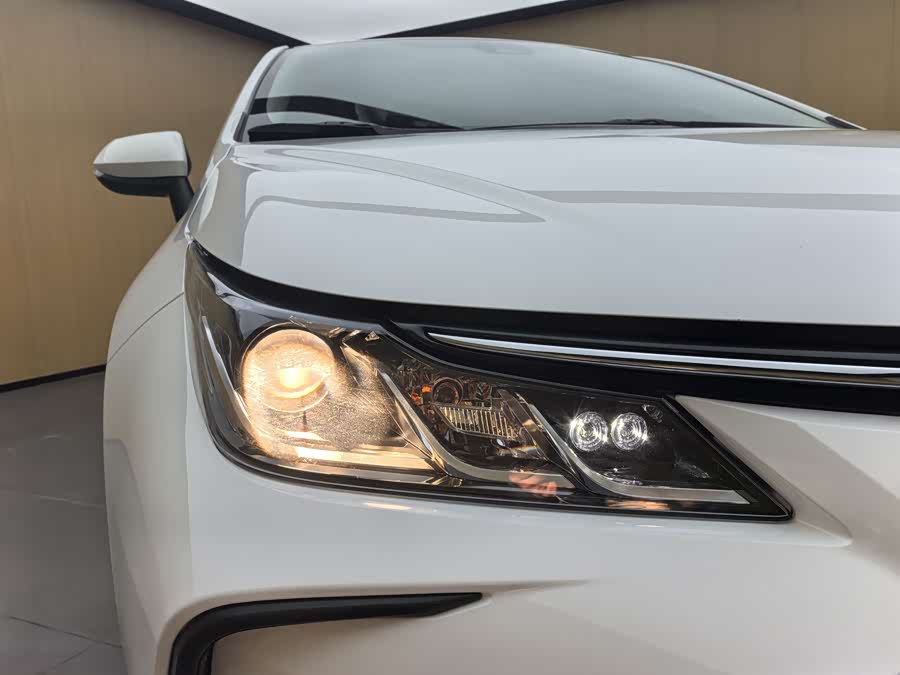 Toyota Corolla 2023 car image #9