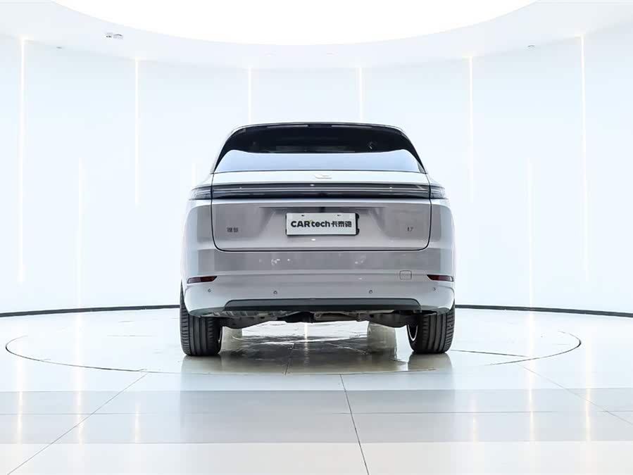 Li L7 2024 صورة سيارة #9