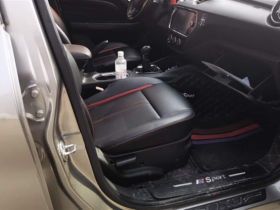 Soueast DX3 2017 car image #9