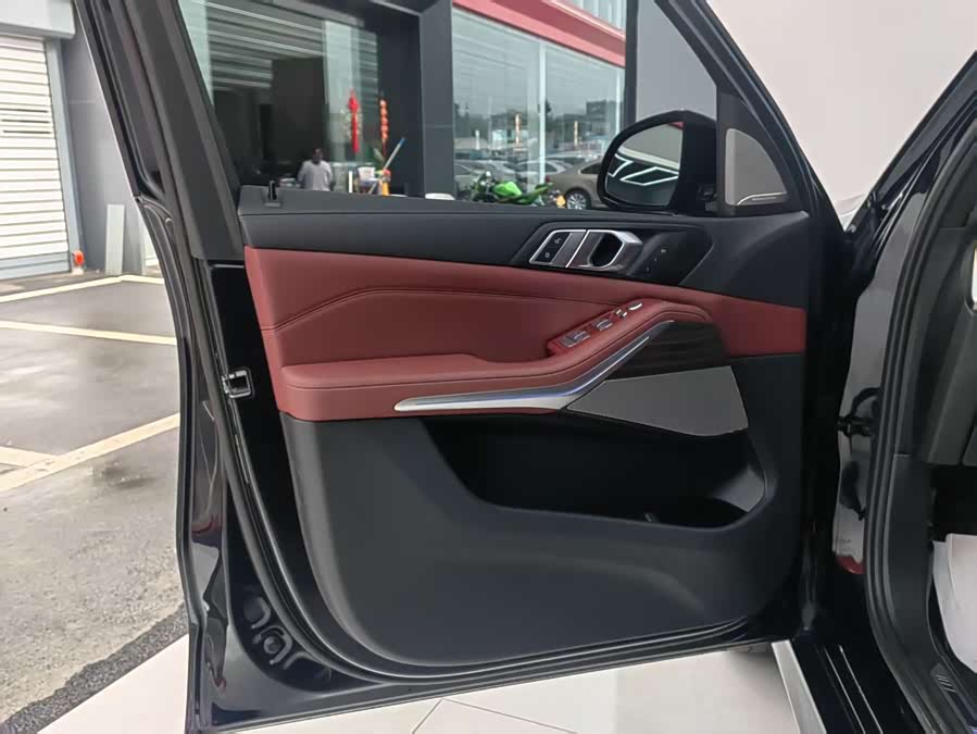 BMW X5 2025 صورة سيارة #9