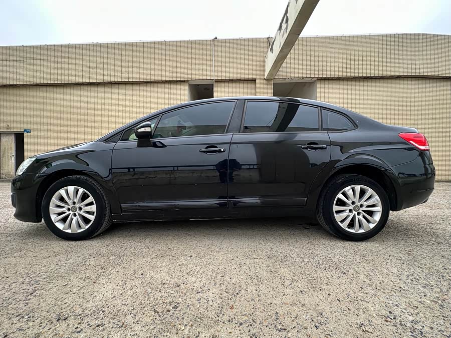 Citroen C-Quatre 2013 car image #9