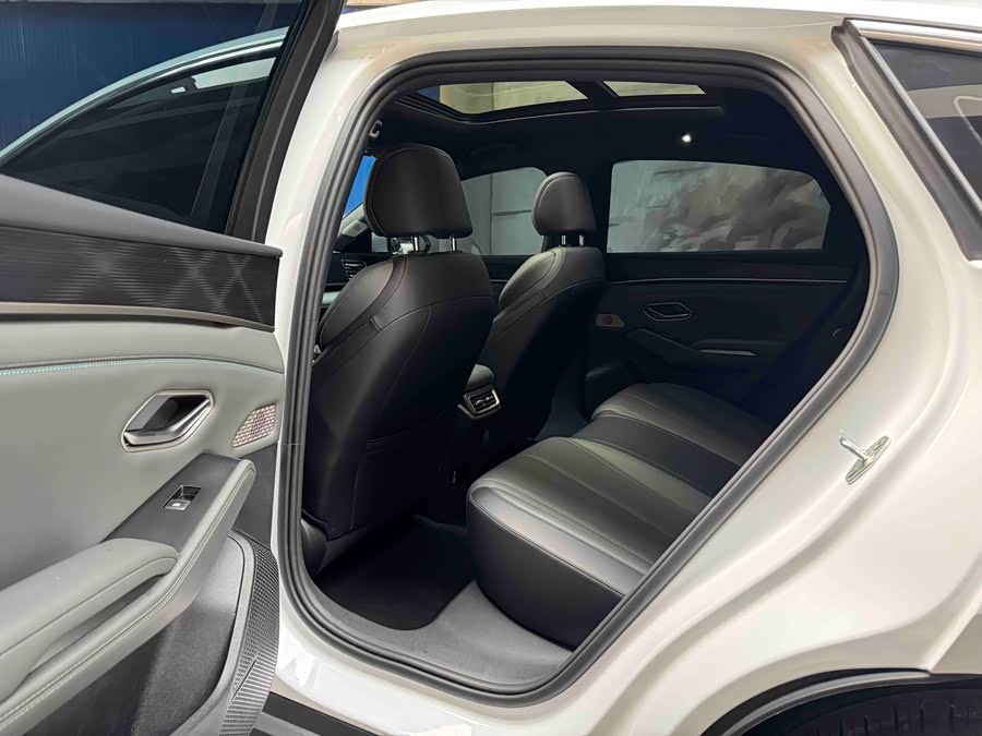BYD Qin L 2025 #9 BYD Qin L 2025 car image #9