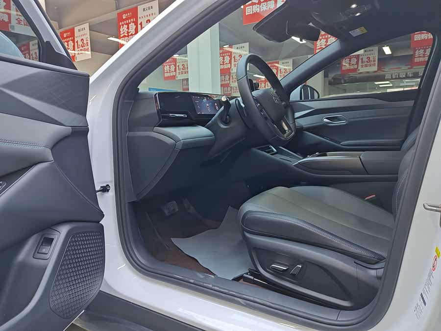 BYD Qin L 2025 car image #9