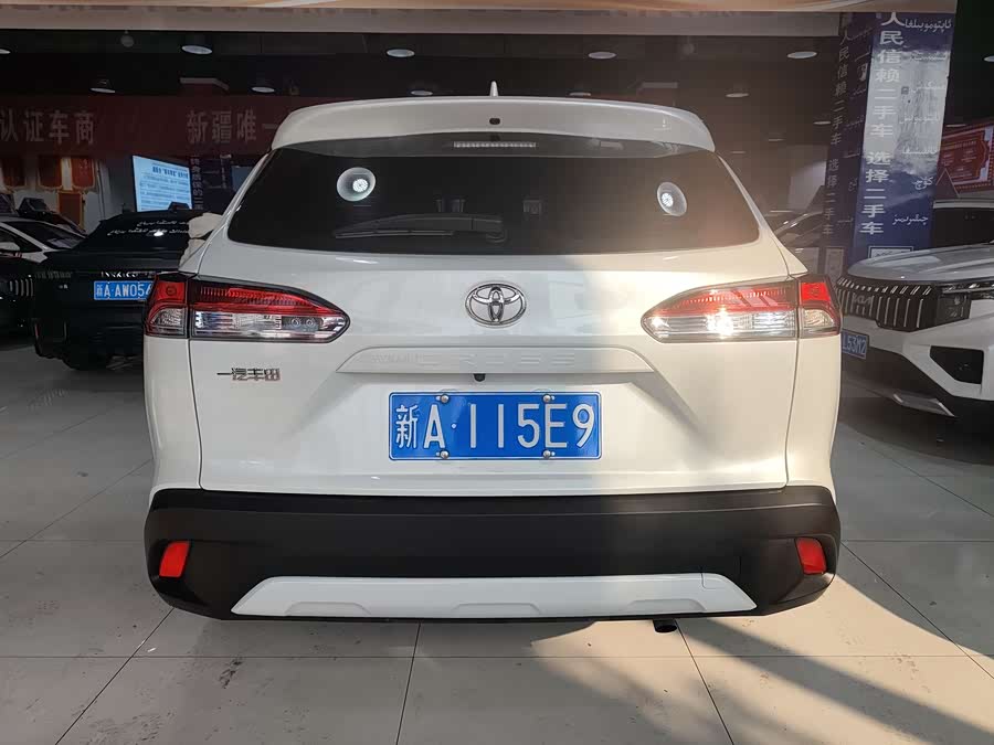 Toyota Corolla Cross 2023 #9 Toyota Corolla Cross 2023 car image #9