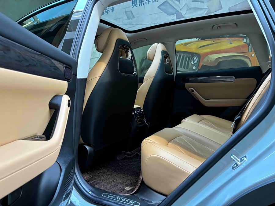 零跑汽车 零跑C11 2024 汽车图片 #9