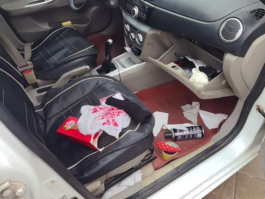 Changan Alsvin V3 2015 immagine di auto #9