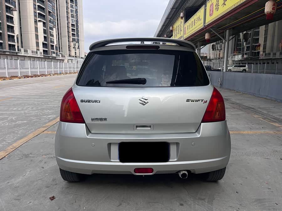 铃木 雨燕 2010 汽车图片 #9