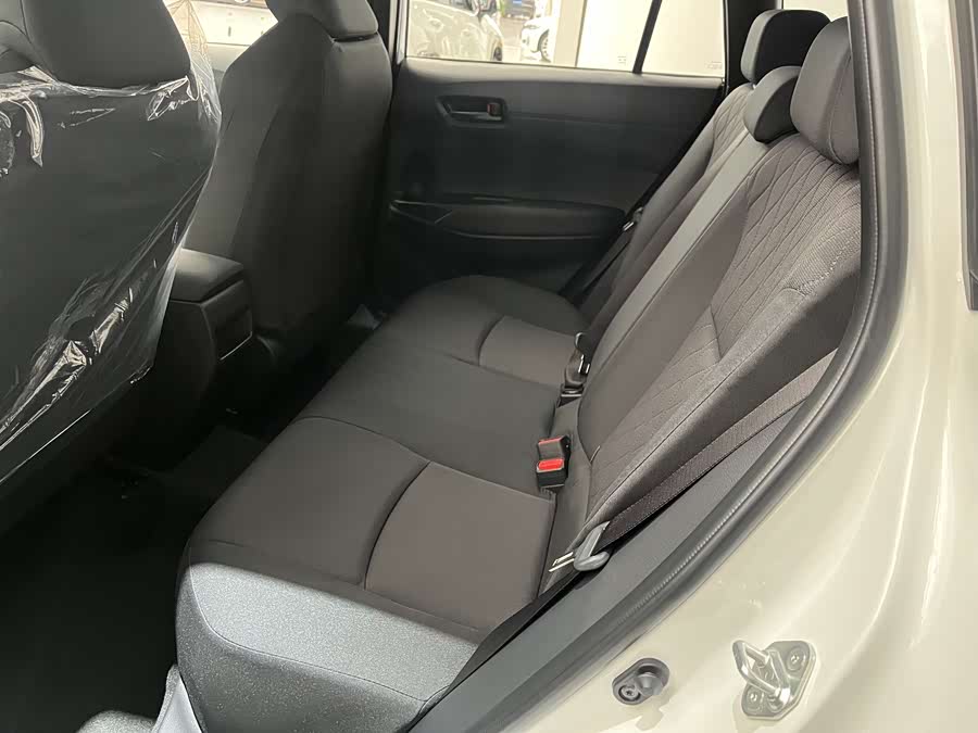 Toyota Corolla Cross car image #9