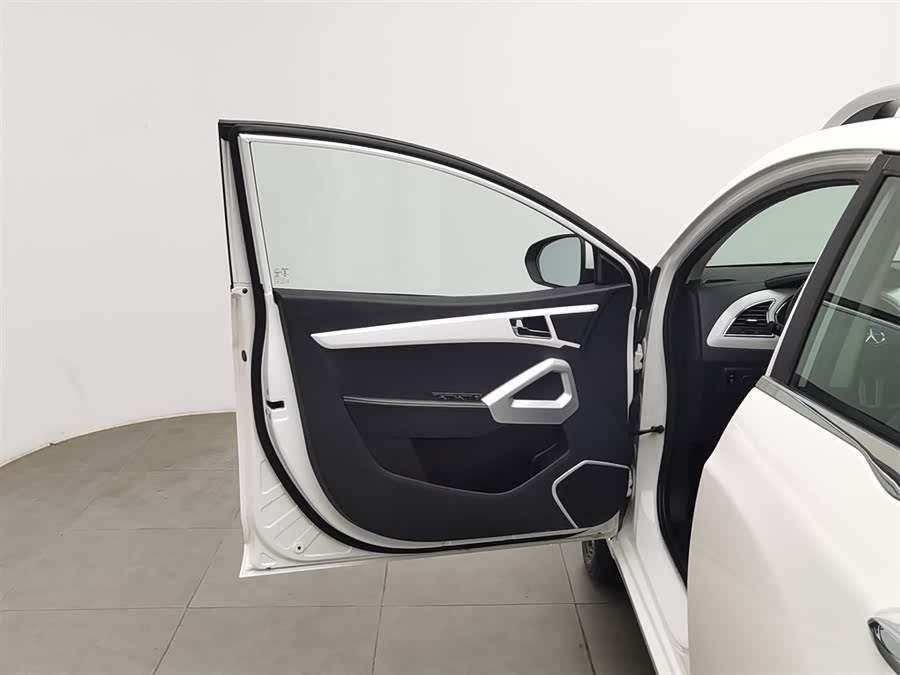 JAC 2016 imagem de carro #9