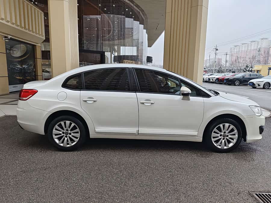 Citroen C-Quatre 2014 car image #9