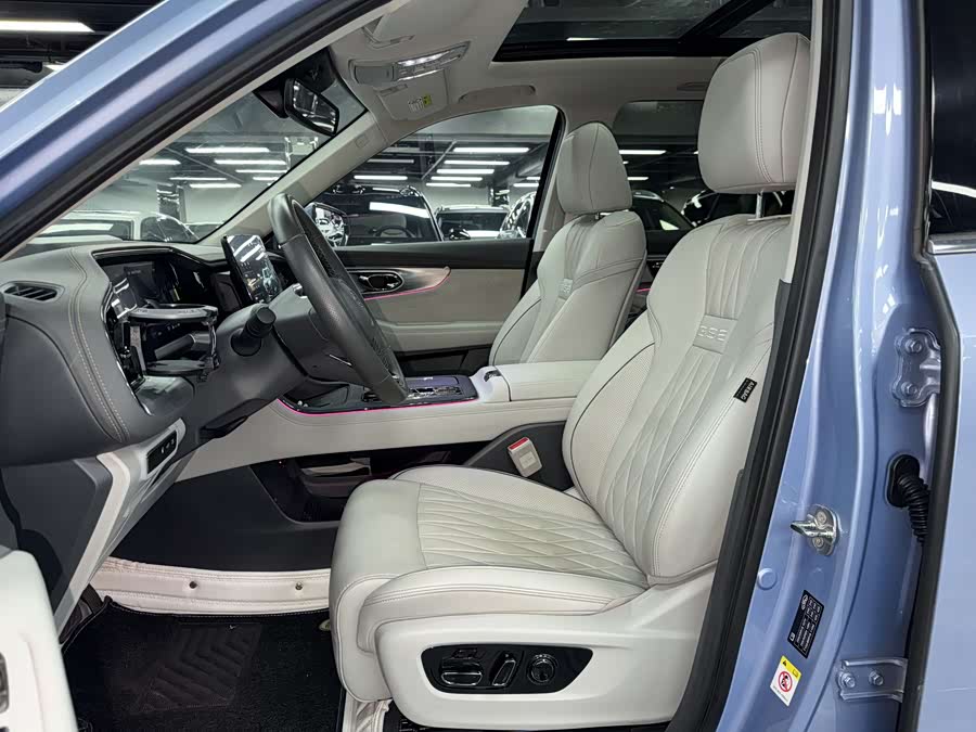 GAC Trumpchi GS8 2022 car image #9