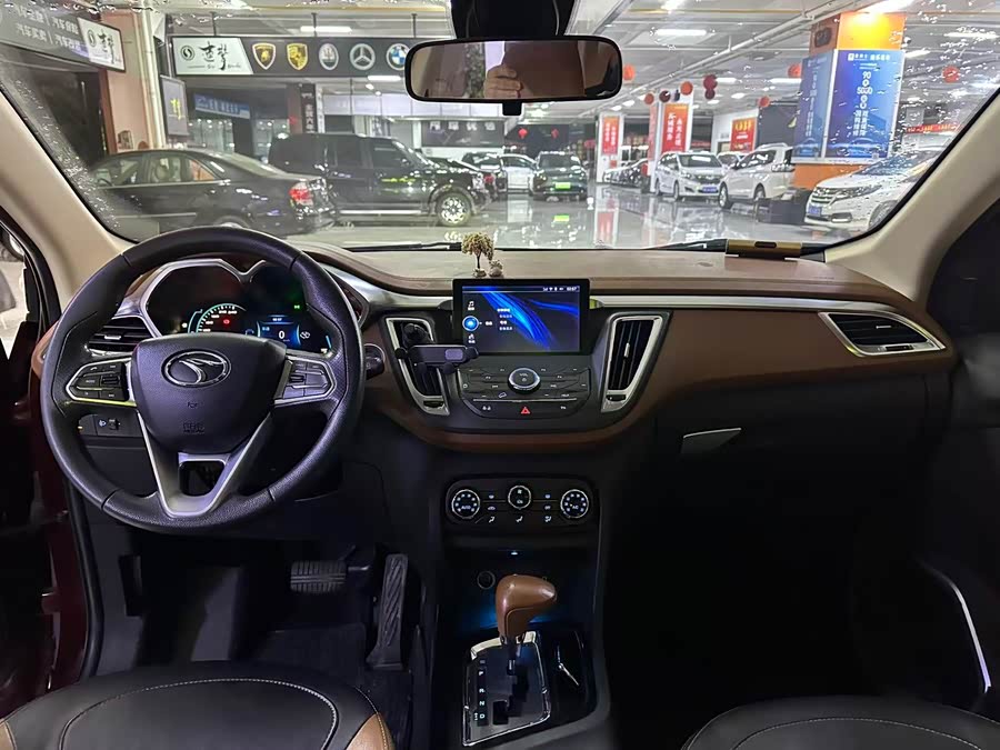 Soueast DX7 2016 car image #9