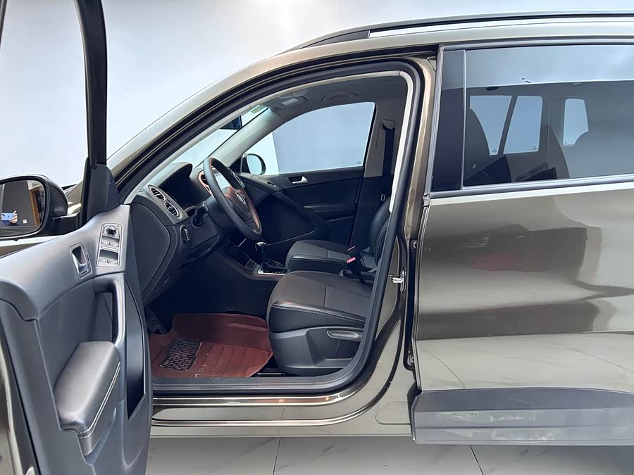Volkswagen Tiguan 2016 #9 Volkswagen Tiguan 2016 car image #9