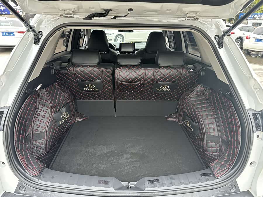 Toyota Frontlander 2023 car image #9